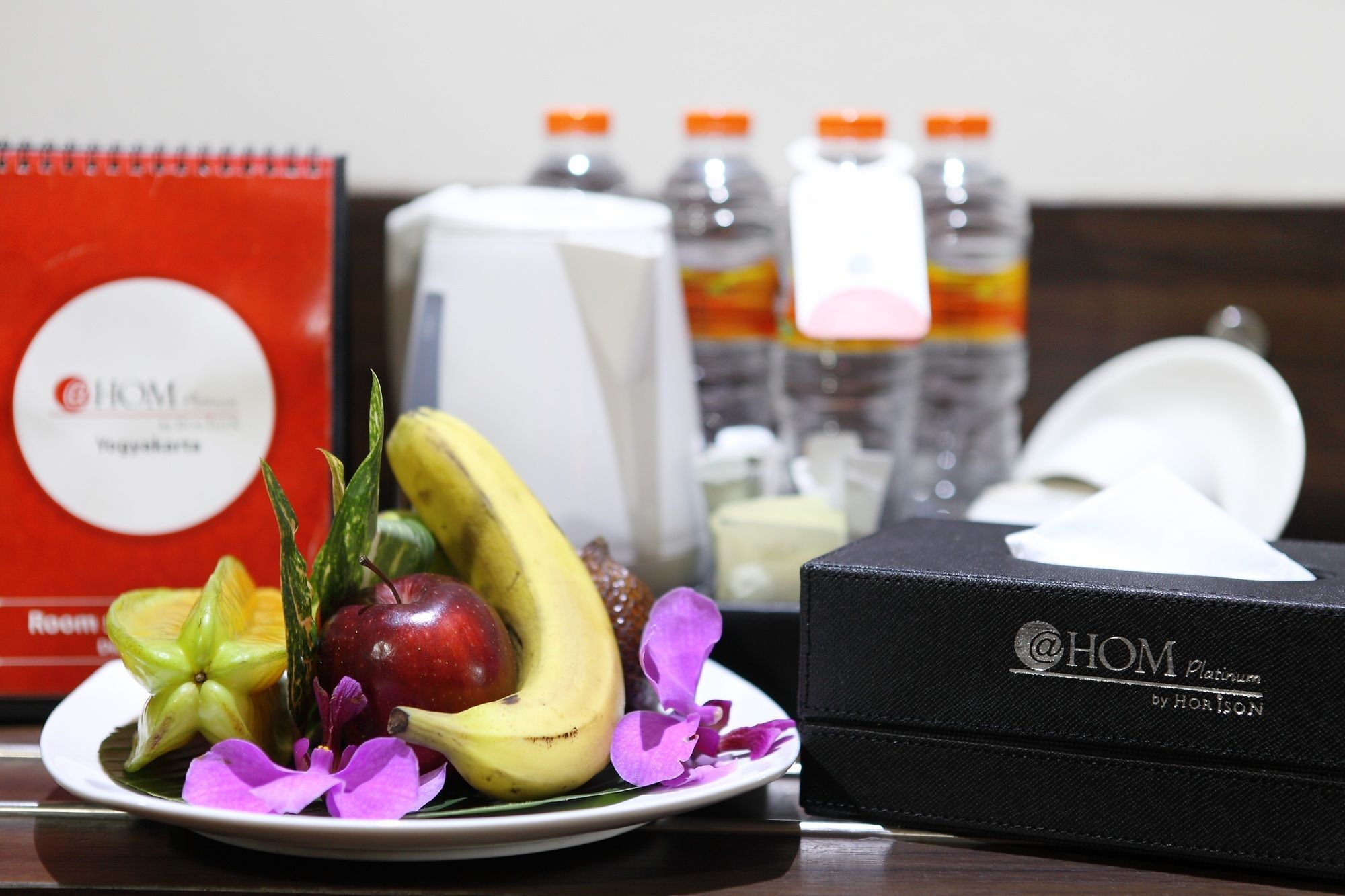 Luxury Malioboro Hotel Джокякарта Екстериор снимка